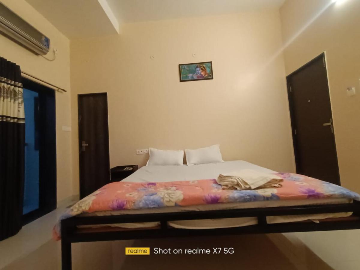 Hotel Hariram Tower Wardha Esterno foto