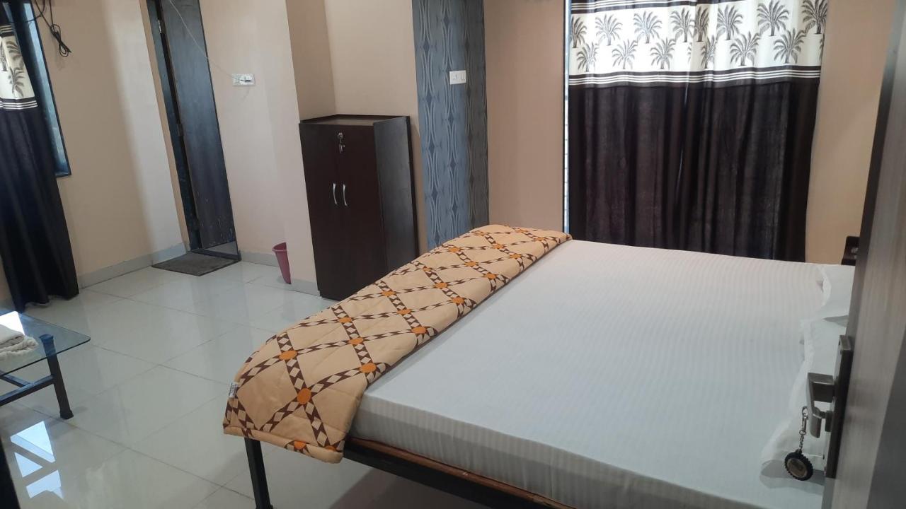 Hotel Hariram Tower Wardha Esterno foto