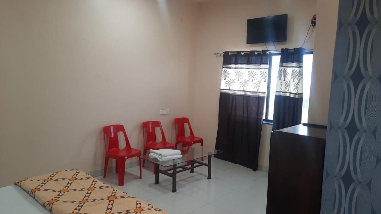 Hotel Hariram Tower Wardha Esterno foto